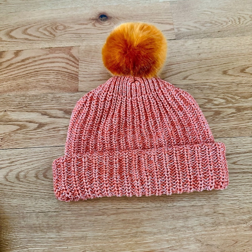 Love Your Melon Longhorn and White Speckled Monochrome Pom Beanie - Picture 2 of 2